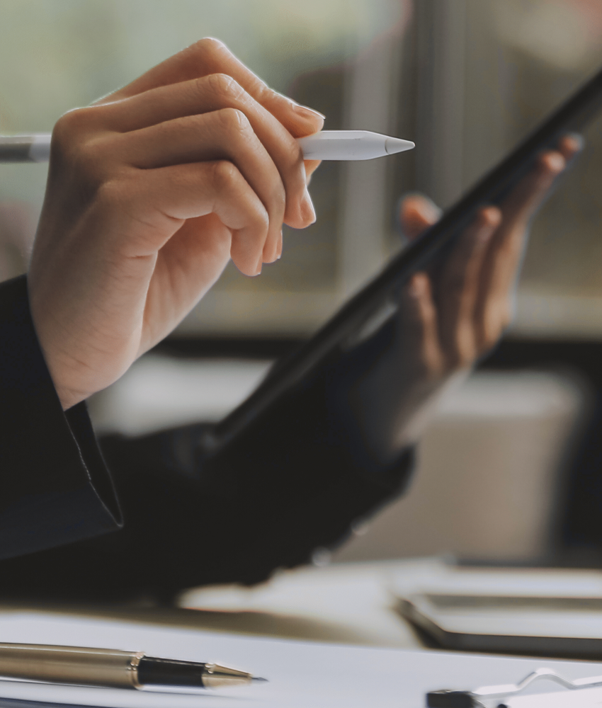 تواصل معنا (4)